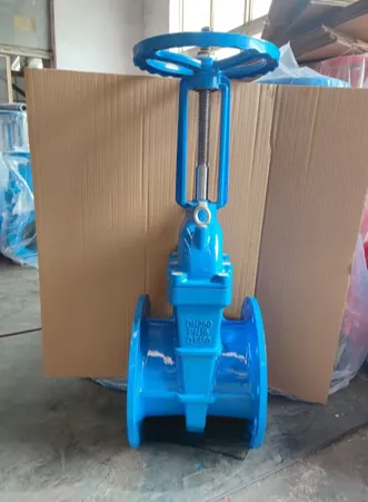 Задвижка с мягким-седельным штоком и открытым штоком